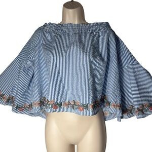 American Eagle Women's Striped  Off The Shoulder Blouse Seersucker  Size Large